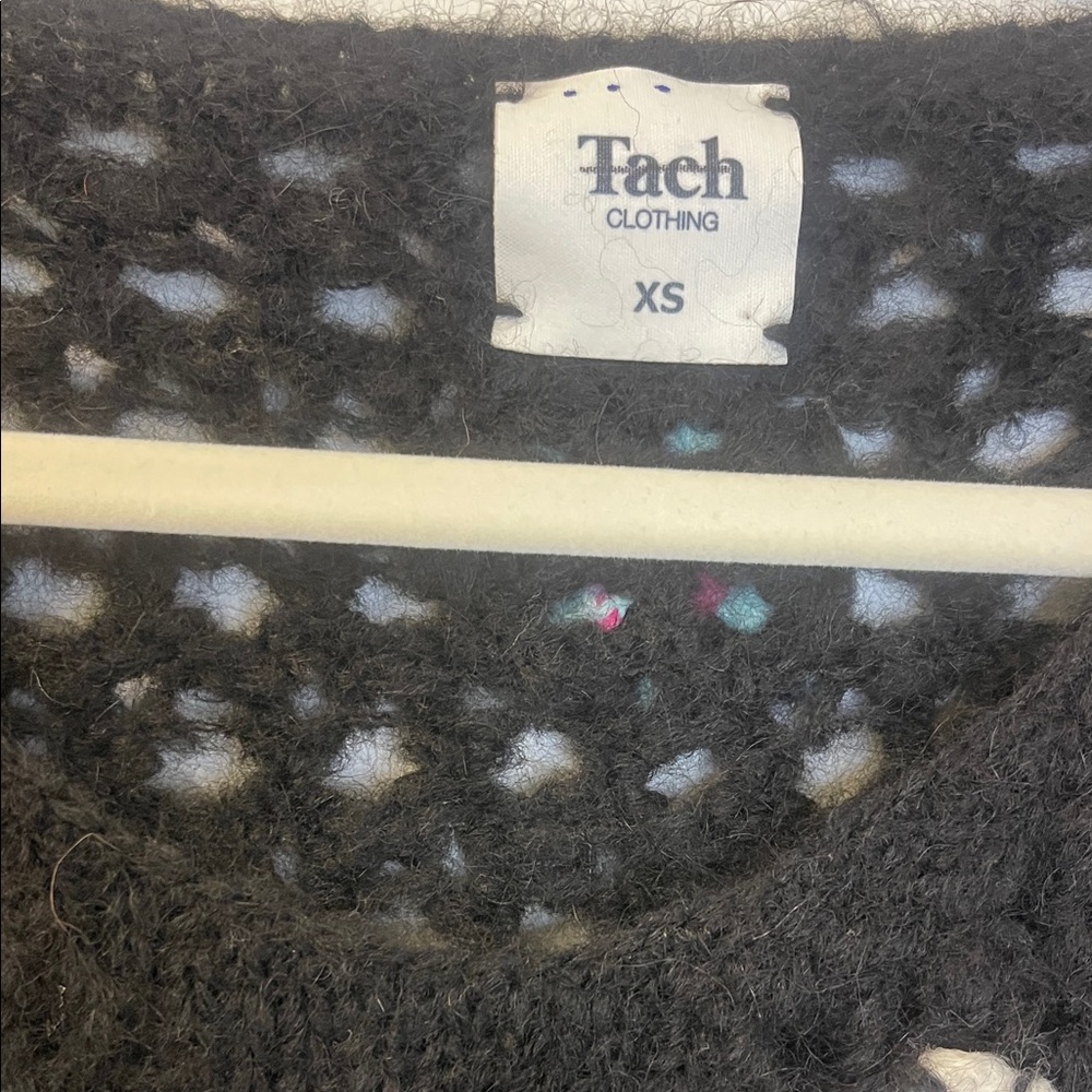 Free People x Tach Raza NWOT Floral Crochet Sweater Sz XS PTP 15”-18” Length 19” - Picture 7 of 8